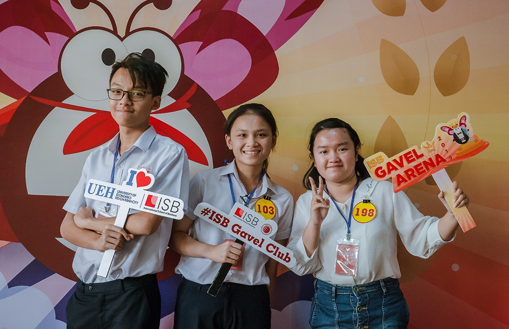 Vien ISB_Chung ket cuoc thi Public Speaking ISB Gavel Arena nam 2019