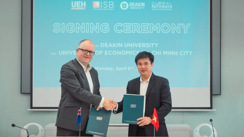 Buổi lễ ký kết cùng Đại học Deakin nhấn mạnh mối quan hệ hợp tác chiến lược của hai bên