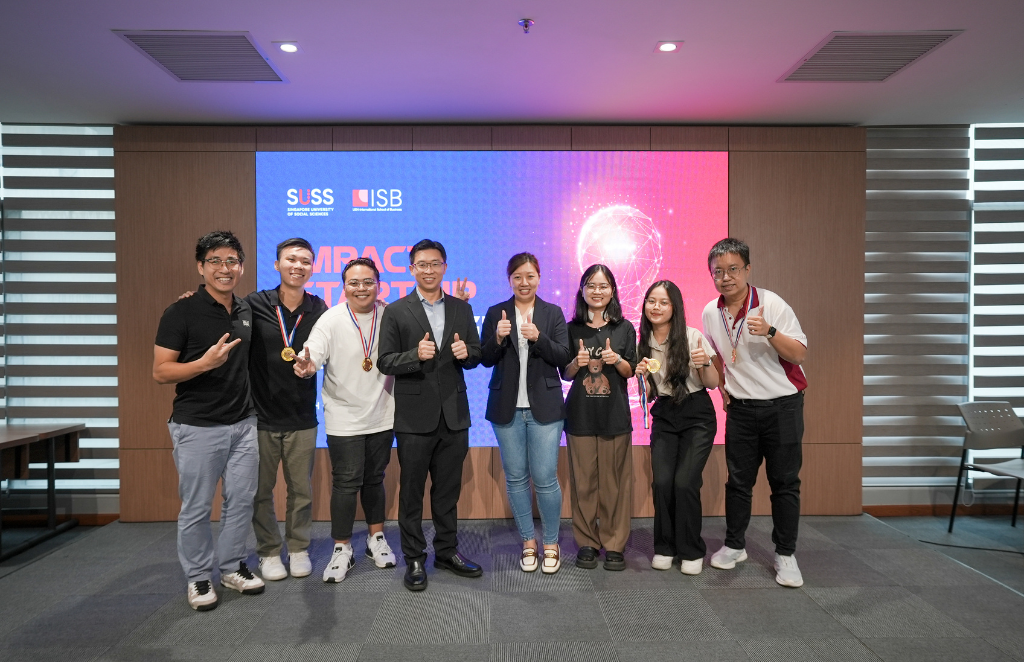 Đội Sens với ý tưởng sản xuất lụa tơ sen đã trở thành quán quân của cuộc thi Impact Startup Challenge.